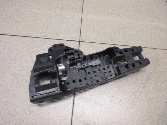 Кронштейн ручки для  Ford Kuga 2008-2012