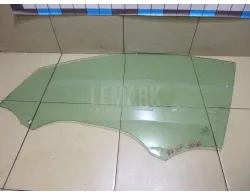 Стекло двери передней левой