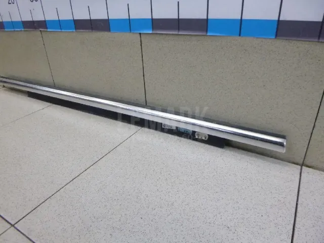 Накладка стекла заднего правого