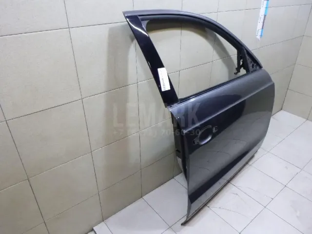 Дверь передняя правая для  Chrysler Stratus/Cirrus 0-2001