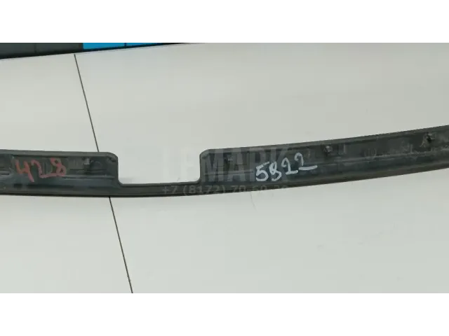 Уплотнитель капота для  Ford Mondeo V 2015-2022