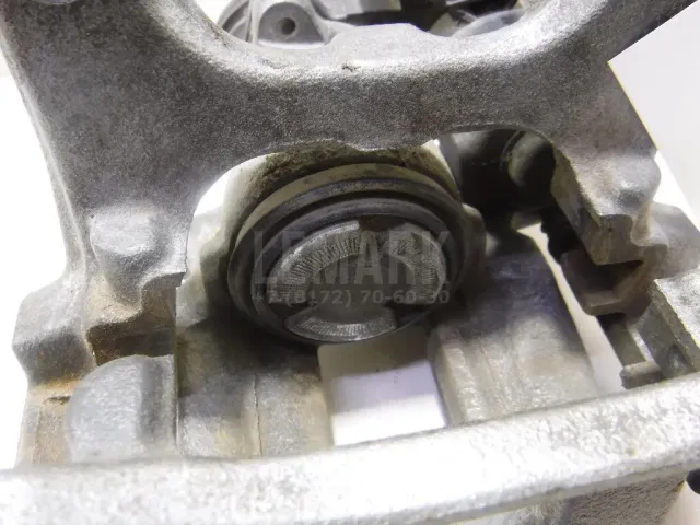 Суппорт тормозной задний правый для  Ford Edge 2007-2015