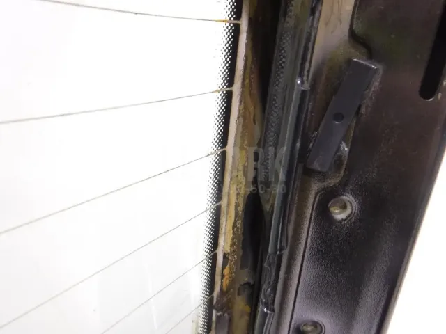 Стекло двери багажника для  Ford Fiesta 2008-2019