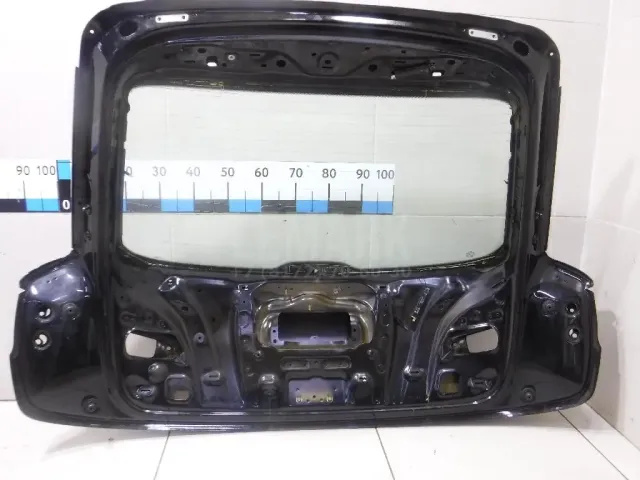 Стекло двери багажника для  Ford Fiesta 2008-2019