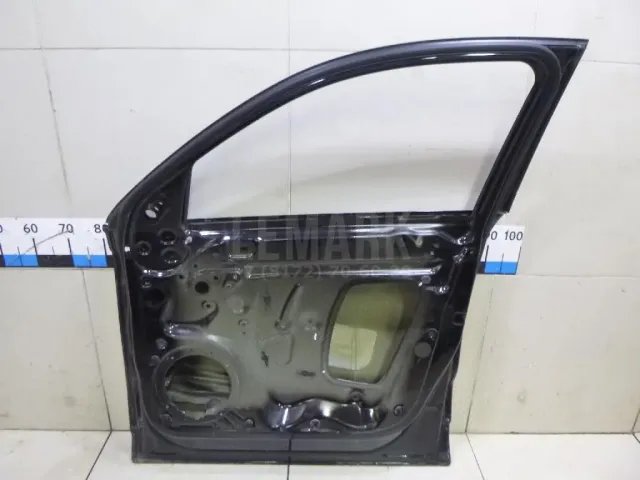 Дверь передняя правая для  Honda Accord VI 1998-2002