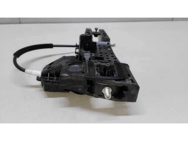 Кронштейн ручки для  Ford Kuga 2008-2012
