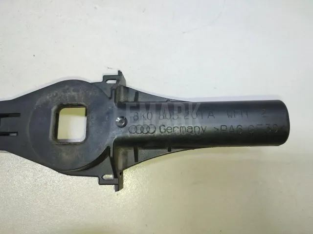 Кронштейн радиатора для  Ford Kuga 2008-2012