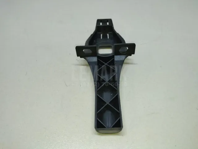 Кронштейн радиатора для  Ford Kuga 2008-2012