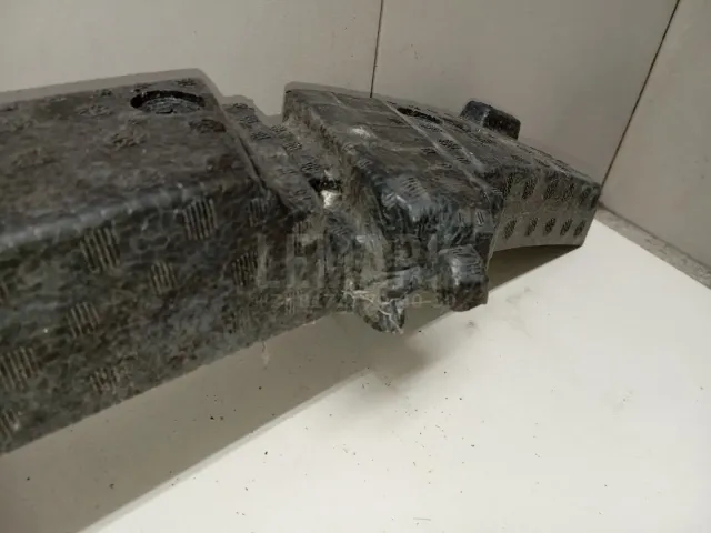 Наполнитель переднего бампера для  Ford Escape EUR 2007-2009