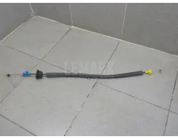 Трос открывания передней двери