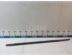 Накладка стекла переднего левого
