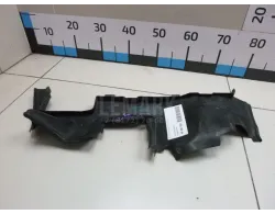 Воздуховод радиатора правый