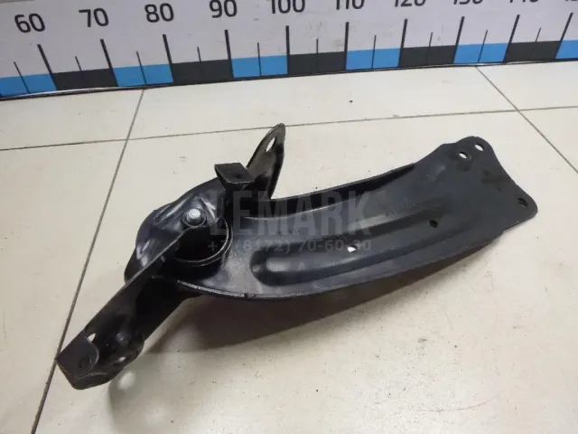Рычаг задний продольный правый для  Ford Kuga 2008-2012