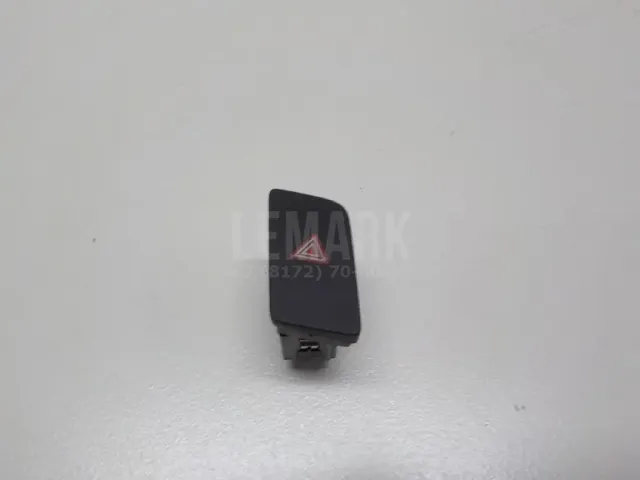 Кнопка аварийной сигнализации для  Audi A3 [8V] 2013-2020