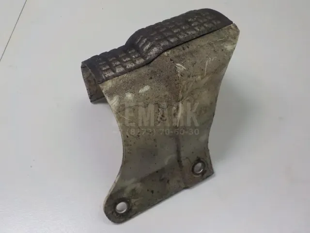 Экран тепловой для  Chevrolet Corvette (C6) 2004-2014
