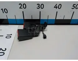 Ответная часть ремня безопасности