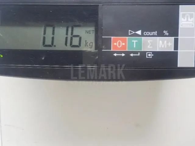 Петля двери