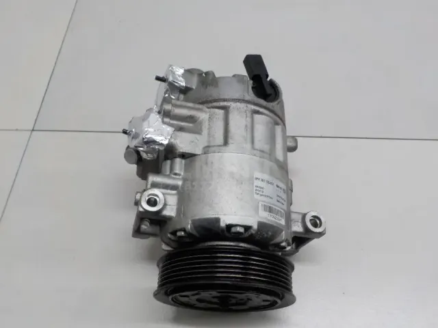 Компрессор кондиционера для  Ford Kuga 2008-2012