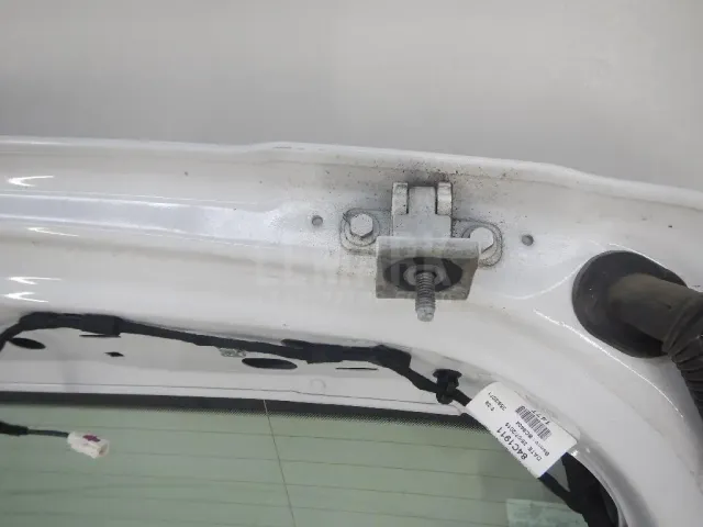 Дверь багажника со стеклом для  Audi A4 [B9] 2015
