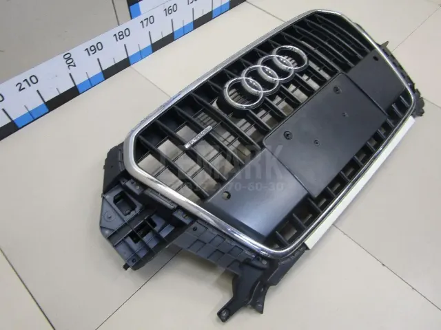Решетка радиатора для  Audi 50 0-1978