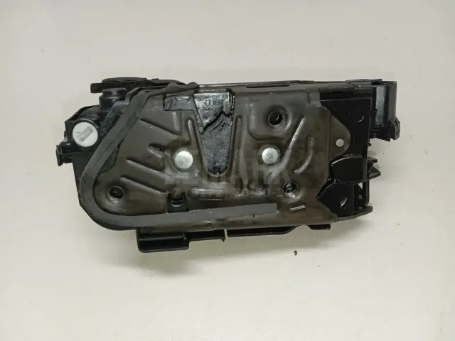 Замок двери задней левой для  BMW 5-serie G30/G31/F90 2017-2023