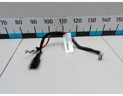 Клемма аккумулятора плюс