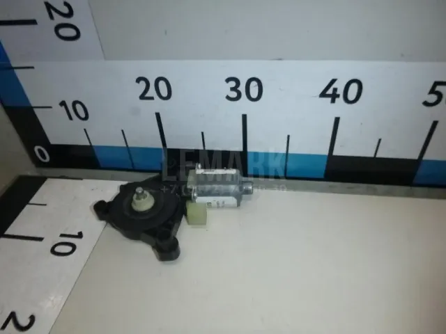 Моторчик стеклоподъемника