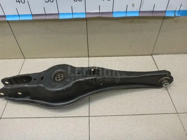 Рычаг задний поперечный