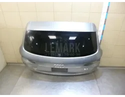 Дверь багажника со стеклом