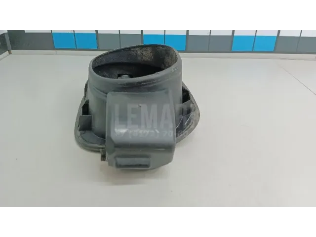 Ниша лючка бензобака