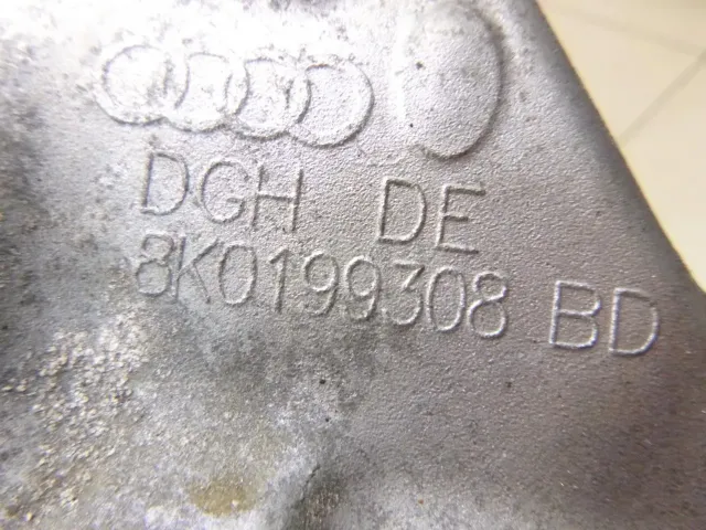 Кронштейн двигателя правый для  Audi A3 (8L1) 1996-2003