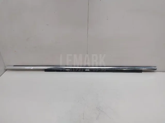 Накладка стекла переднего левого для  Audi A4 [B6] 2000-2004