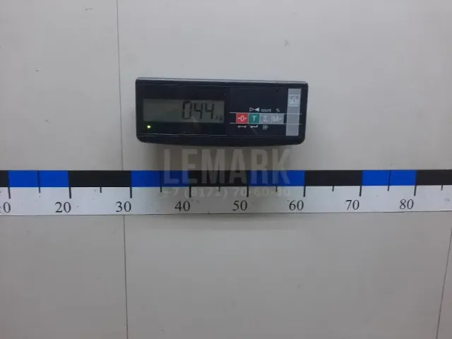 Крючок капота