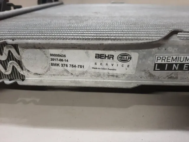 Радиатор основной для  Ford Escape EUR 2007-2009