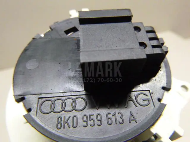 Кнопка люка для  Ford Kuga 2008-2012