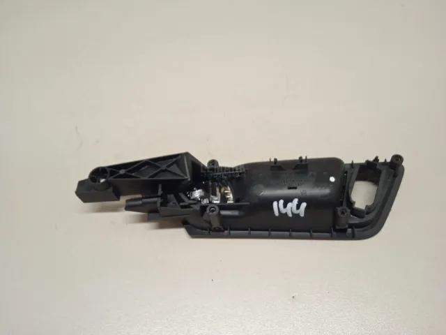 Ручка двери передней внутренняя правая для  Ford Kuga 2008-2012