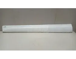 Накладка двери передней левой