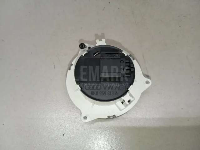 Кнопка люка для  Audi Q3 (8U) 2012-2018