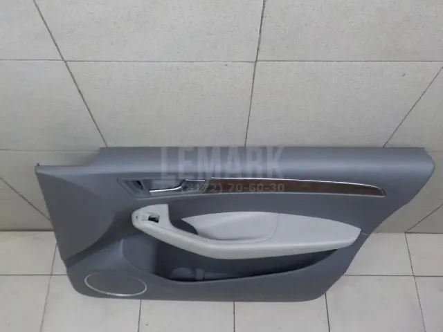 Обшивка двери передней правой для  Ford Mondeo III 2000-2007