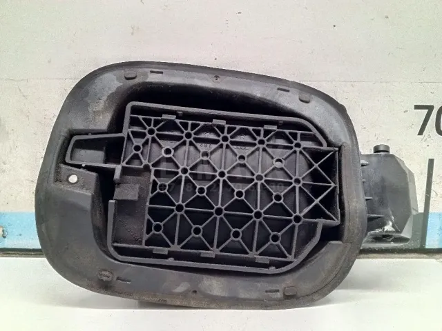 Ниша лючка бензобака для  BMW 7-serie E65/E66 2001-2008