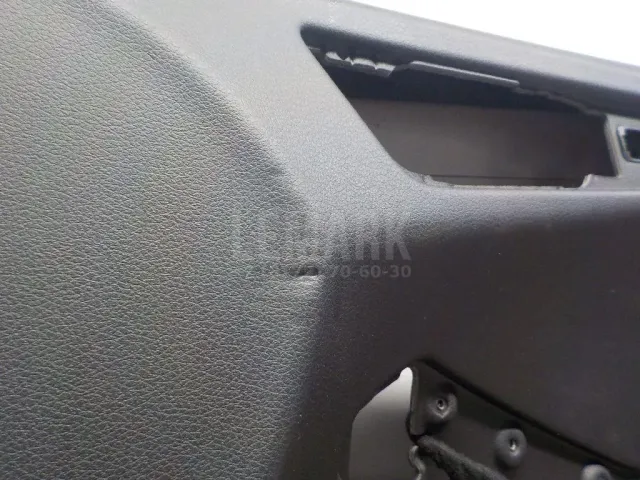 Обшивка двери передней правой для  Acura MDX 2007-2013