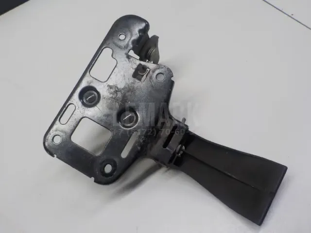Крючок капота для  Chevrolet Nexia 2020