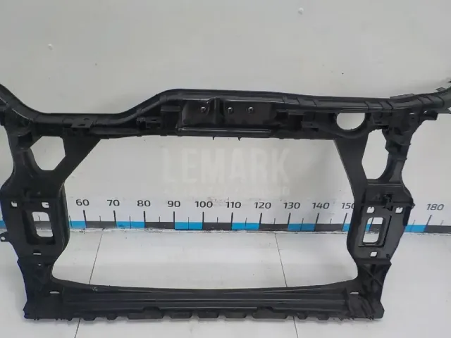 Панель передняя для  Ford Kuga 2008-2012