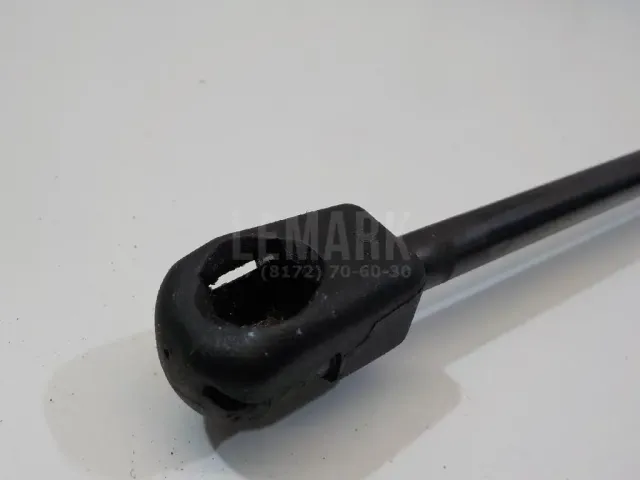 Амортизатор двери багажника