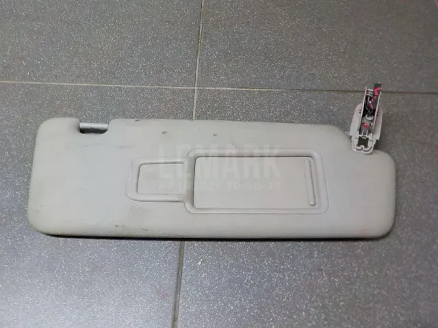 Козырек солнцезащитный (внутри)