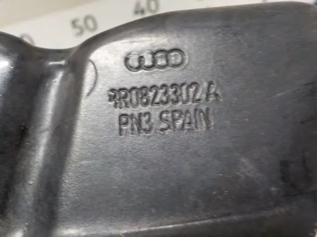 Петля капота правая для  Audi A4 [B5] 1994-2001