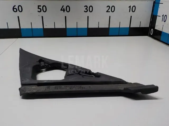 Уплотнитель (внутри) для  Haval M6 2021