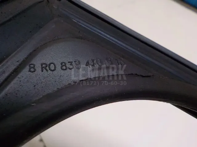 Уплотнитель стекла двери для  Audi A3 (8L1) 1996-2003