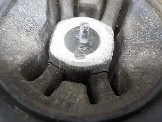Балка задняя для  Ford Cougar 1998-2001