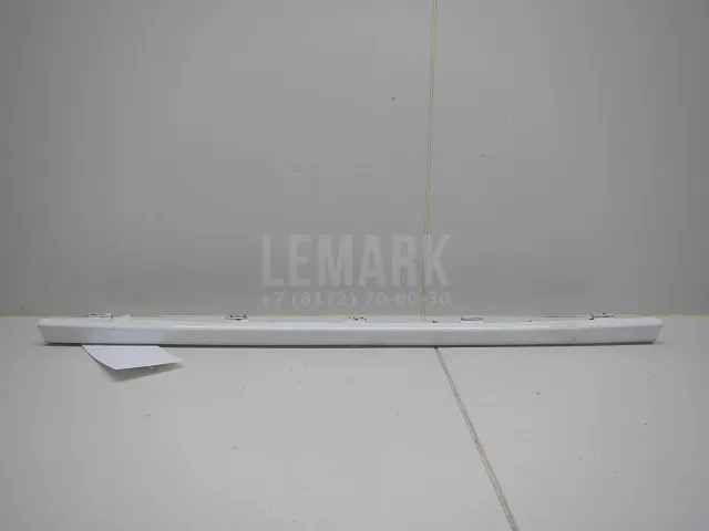 Накладка переднего бампера для  Ford TRUCK Cargo II 2005
